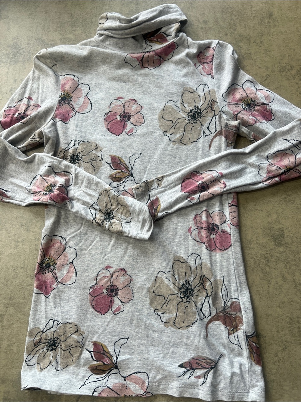 Reitmans Light Gray Floral Turtleneck Long-Sleeve Top